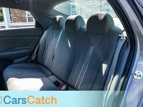 Used 2021 Hyundai Elantra SEL FWD image 34