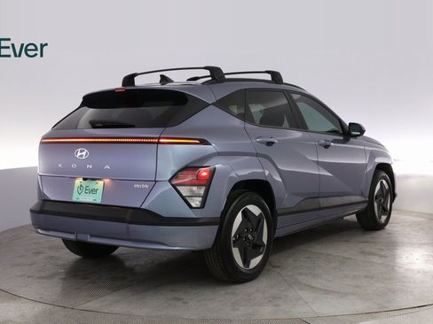 Used 2024 Hyundai Kona SEL image 12
