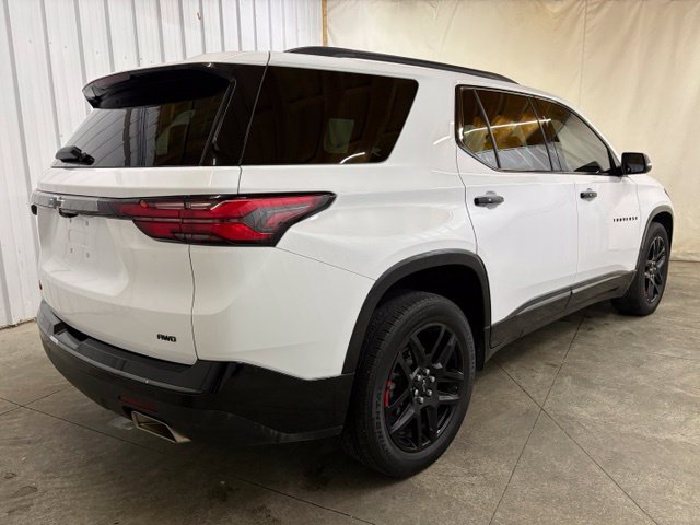 Used 2023 Chevrolet Traverse Premier w/ Redline Edition AWD/4WD image 5