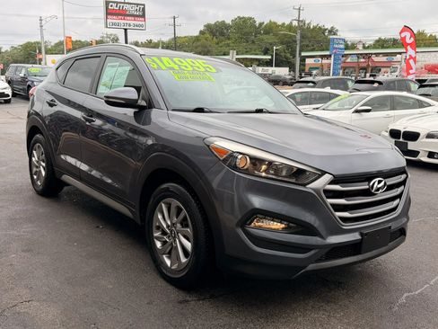 Used 2018 Hyundai Tucson SEL Plus AWD/4WD image 5