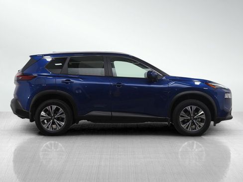 Used 2023 Nissan Rogue SV w/ SV Premium B Package image 6