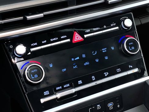 Used 2024 Hyundai Santa Fe XRT image 21