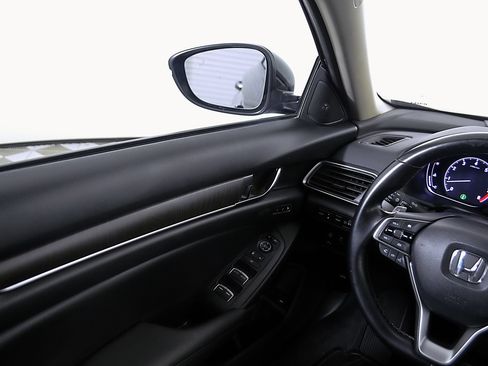Used 2021 Honda Accord Touring image 26