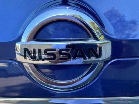 Used 2019 Nissan Rogue SV w/ Premium Package image 22