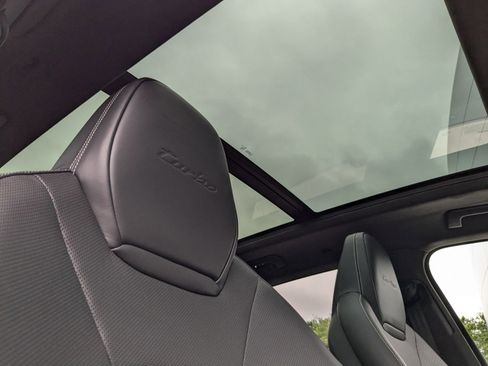 New 2025 Porsche Cayenne Turbo image 28