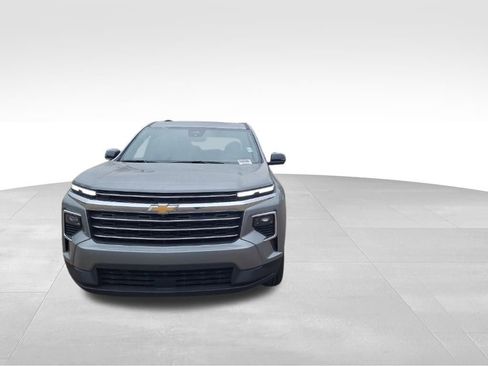 New 2026 Chevrolet Traverse LT w/ Driver Confidence Package image 5