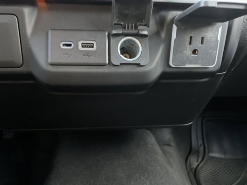 Used 2022 Chevrolet Silverado 1500 Custom image 48