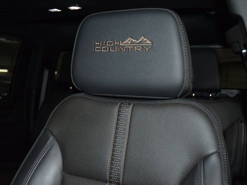 Used 2024 Chevrolet Silverado 2500 High Country w/ High Country Premium Package image 46