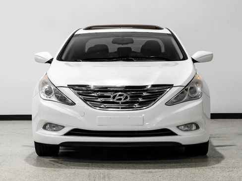 Used 2012 Hyundai Sonata SE w/ Navigation & Sunroof Pkg FWD image 3