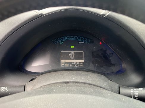 Used 2016 Nissan Leaf SL w/ Premium Package image 13