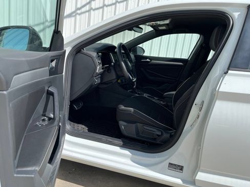 Used 2024 Volkswagen Jetta Sport FWD image 10