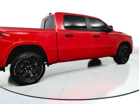Used 2025 RAM 1500 Big Horn AWD/4WD image 7