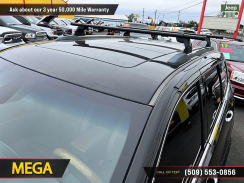 Used 2013 Jeep Grand Cherokee Overland w/ Advance Technology Group AWD/4WD image 15