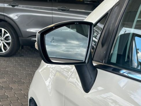 Used 2021 Ford EcoSport Titanium image 16