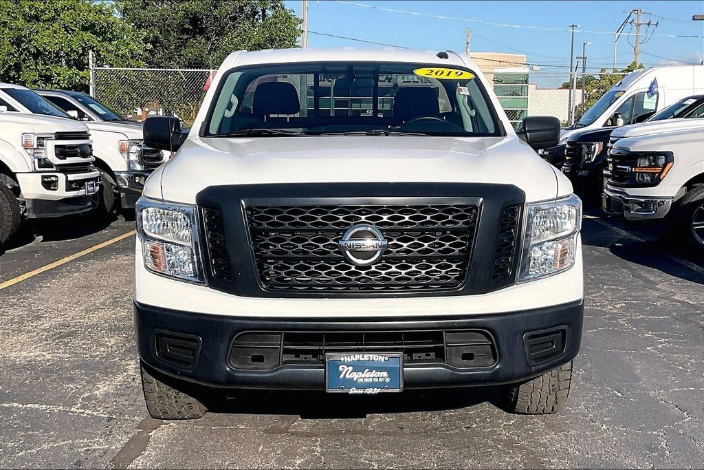 Used 2019 Nissan Titan S w/ S Utility Package AWD/4WD image 2