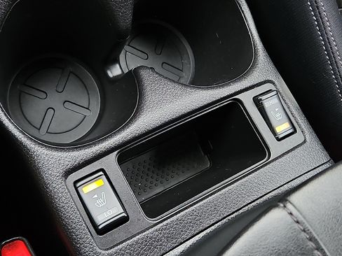 Certified 2018 Nissan Rogue SV image 20