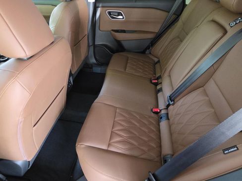 New 2026 Nissan Rogue Platinum w/ Tech Package image 10