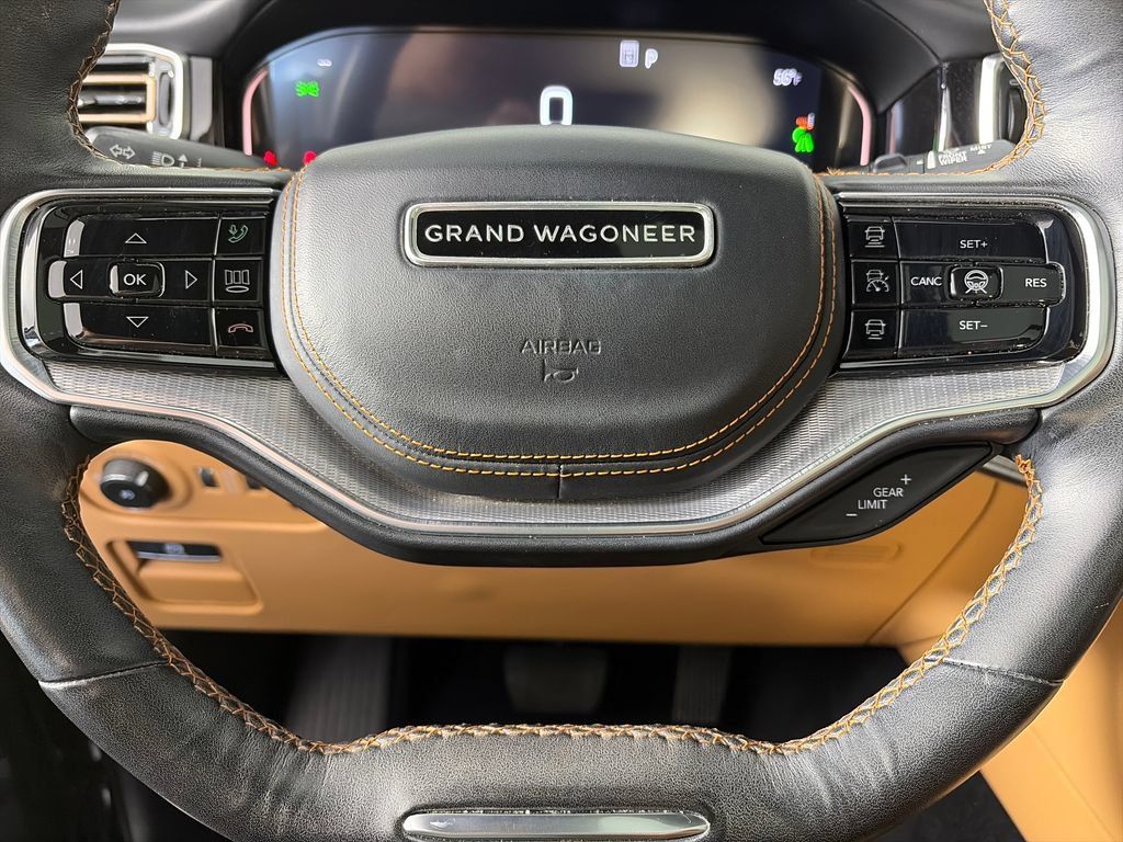 Used 2023 Jeep Grand Wagoneer Series III AWD/4WD image 16