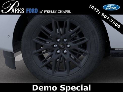 New 2026 Ford Expedition Platinum w/ Stealth Appearance Package AWD/4WD image 19