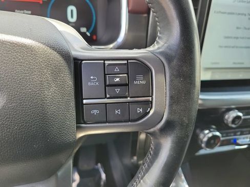 Used 2022 Ford F150 Lariat AWD/4WD image 27