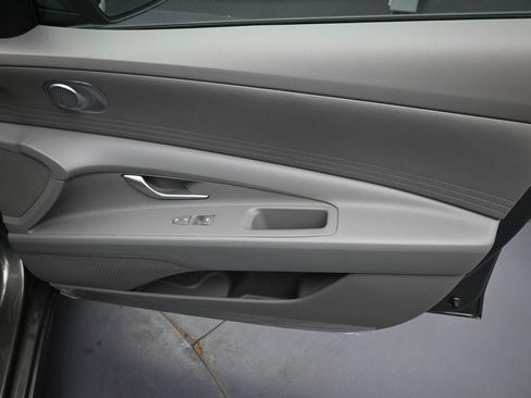 New 2026 Hyundai Elantra SE FWD image 30