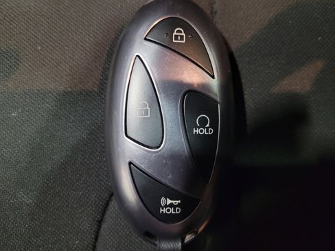 Used 2025 Hyundai Elantra Sport image 32