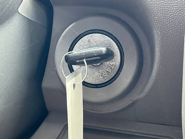 Used 2019 Nissan Frontier S RWD image 22