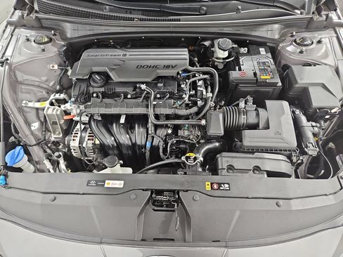 Used 2023 Hyundai Elantra SEL w/ Cargo Package FWD image 21