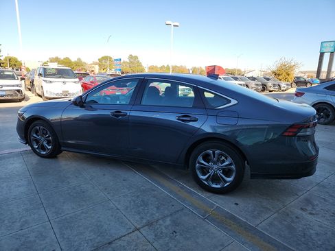 Used 2024 Honda Accord EX image 4