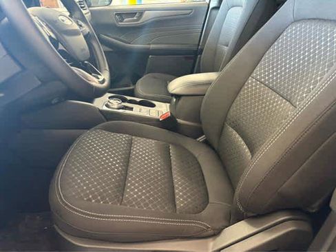 New 2025 Ford Escape Active w/ Cold Weather Package image 16