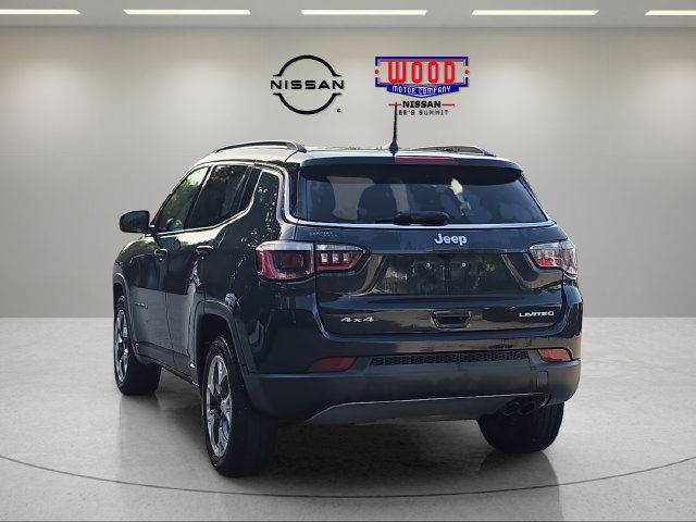 Used 2018 Jeep Compass Limited w/ Navigation Group AWD/4WD image 4