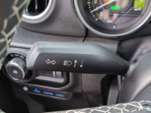 Used 2023 Jeep Wrangler Sahara image 42