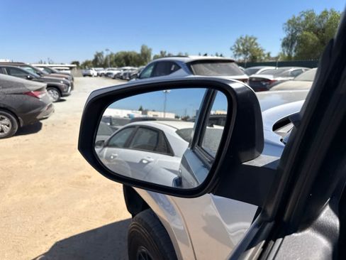 Used 2021 Toyota Tacoma SR w/ SR Convenience Package RWD image 16
