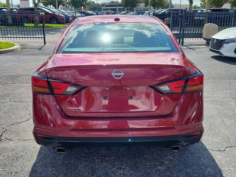 Certified 2024 Nissan Altima 2.5 SR FWD image 5