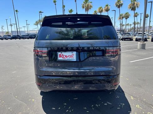 Used 2025 Land Rover Discovery Dynamic SE AWD/4WD image 7