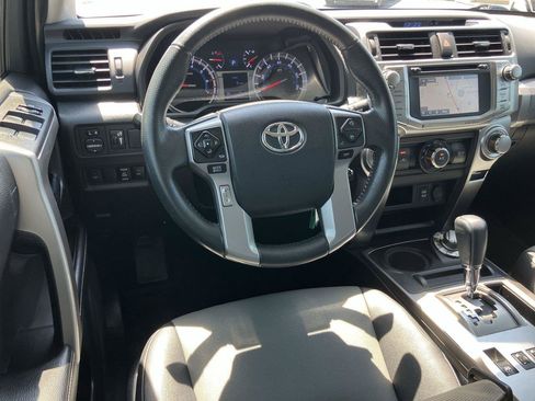 Used 2017 Toyota 4Runner SR5 Premium AWD/4WD image 16