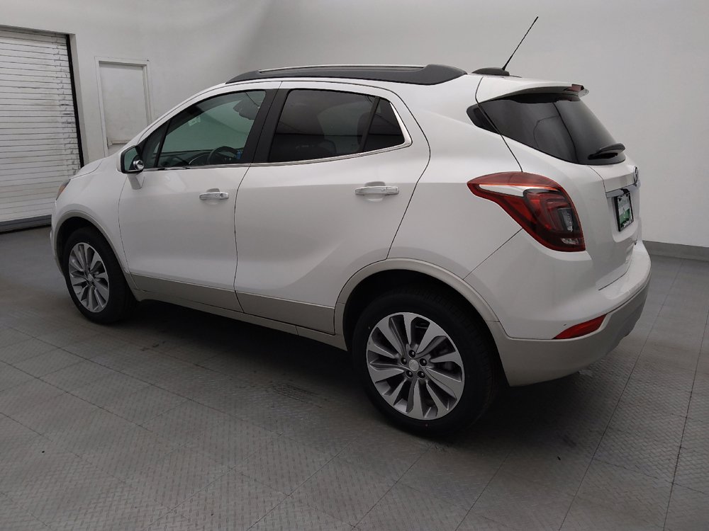 Used 2020 Buick Encore Preferred AWD/4WD image 3