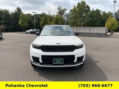 Used 2025 Jeep Grand Cherokee L Summit AWD/4WD image 2