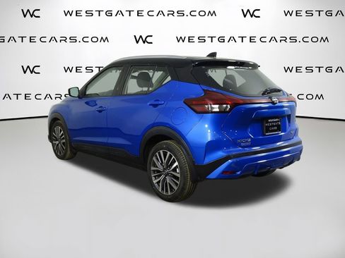 Used 2023 Nissan Kicks SV image 5
