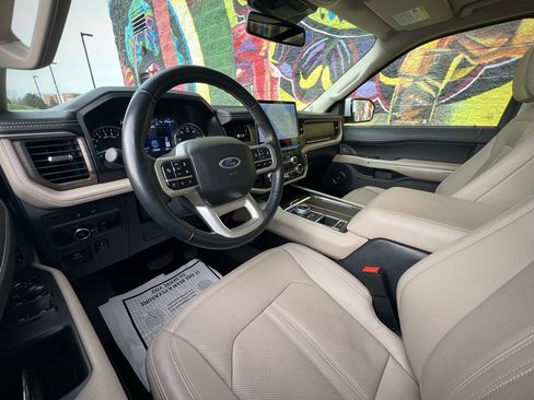 Used 2024 Ford Expedition Max Limited image 17