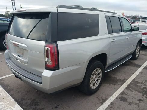 Used 2019 GMC Yukon XL SLT w/ Open Road Package image 2