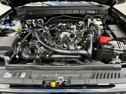 Used 2024 Ford Bronco Outer Banks image 29