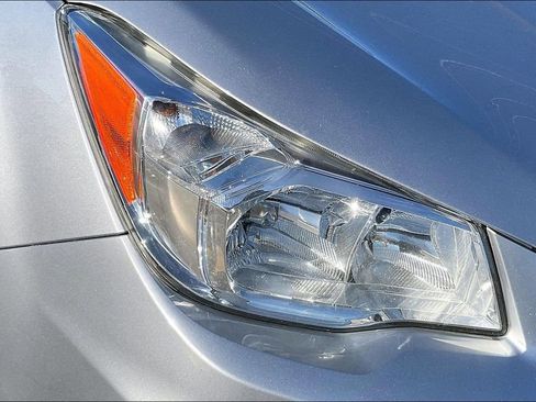 Used 2016 Subaru Forester 2.5i Premium w/ All-Weather Package image 32