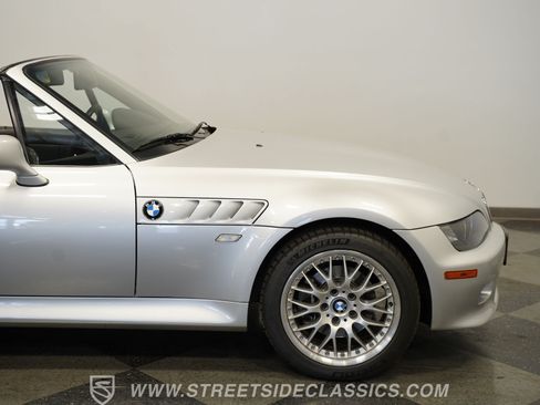 Used 2001 BMW Z3 3.0i RWD image 34