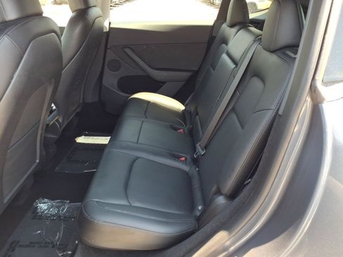 Used 2023 Tesla Model Y AWD image 23
