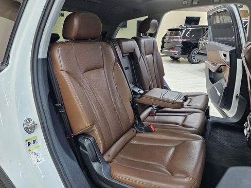 Used 2019 Audi Q7 3.0T Premium Plus AWD/4WD image 24