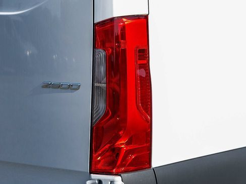 New 2025 Mercedes-Benz Sprinter 2500 image 8