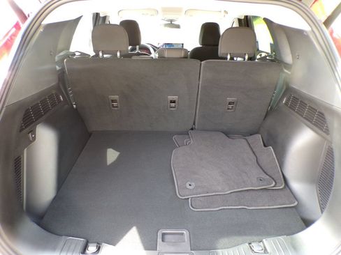 Used 2023 Ford Escape Active w/ Tech Pack #1 AWD/4WD image 19