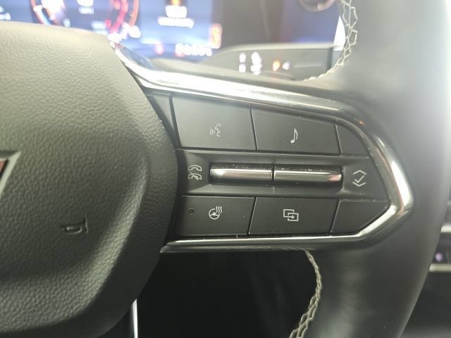 Used 2026 Chevrolet Traverse LT w/ Driver Confidence Package FWD image 12