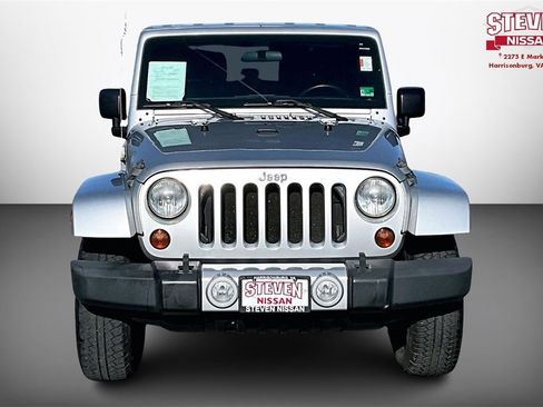 Used 2011 Jeep Wrangler Sahara image 2
